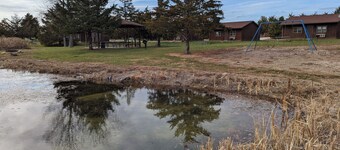 Family Cabin by a private fishing lake