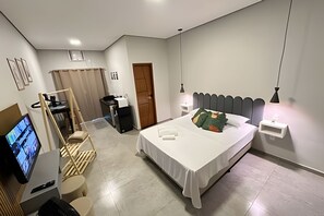 Apartamento executivo | Roupas de cama premium, camas Select Comfort, individualmente decorados