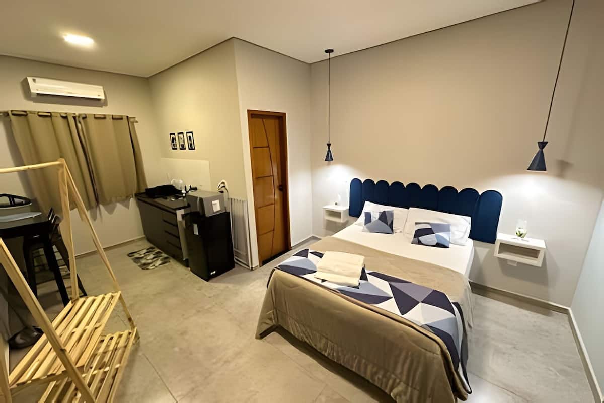 公寓 | 高級寢具、Select Comfort 床墊、手提電腦工作空間、免費 Wi-Fi