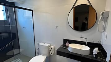 Family Apartment | Bathroom | Hair dryer, towels, soap, shampoo