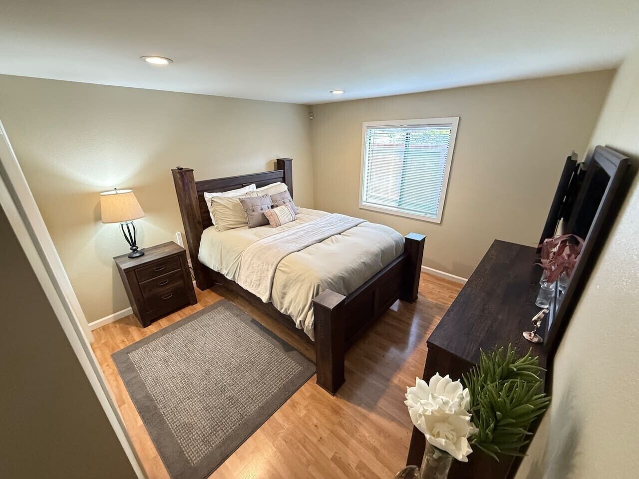 Desk, iron/ironing board, travel crib, WiFi (free)