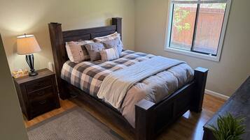 Desk, iron/ironing board, travel cot, free WiFi