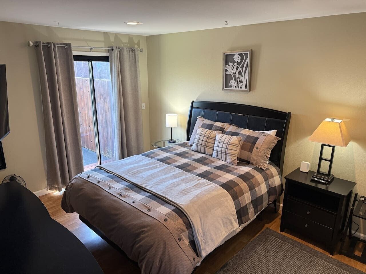 Desk, iron/ironing board, travel crib, WiFi (free)