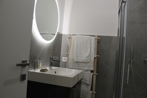 Appartamento Deluxe, vista città | Bagno | Bidet
