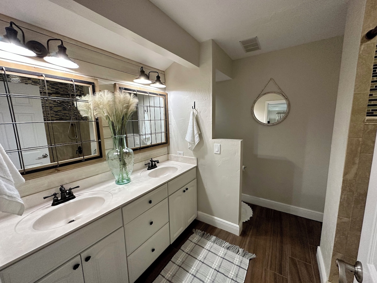 Photo 13 of Newly listed Waterfront Townhouse in Old Naples