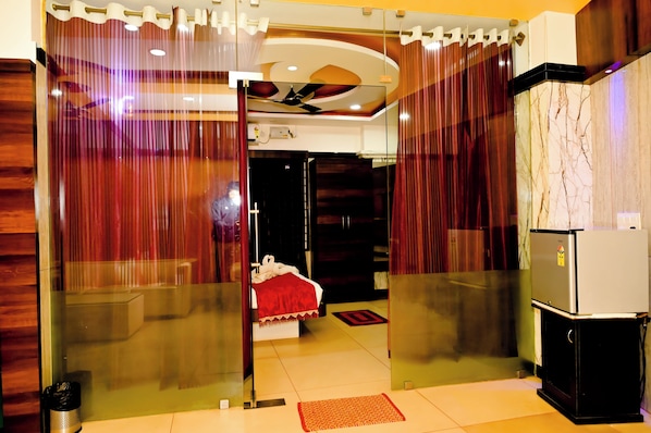Deluxe Studio Suite