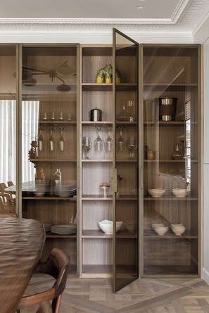 Luxury Apartment | Private kitchen | Full-size fridge, microwave, oven, stovetop