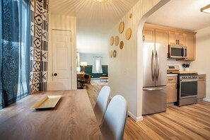 Fridge, microwave, oven, stovetop - The Maple Cottage  (Caseyville)