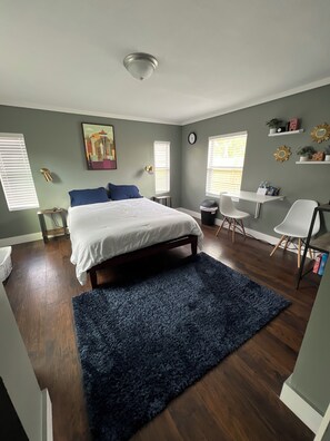 1 bedroom, free WiFi, bed sheets