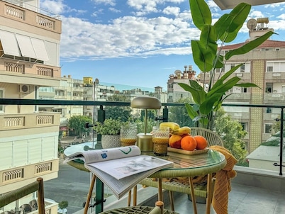 Apartment 1+1 Qoople Prive 29 near the sea