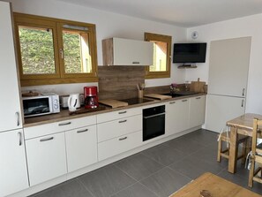 Fridge, microwave, oven, dishwasher - 1st floor, balcony, tv, ski locker, 48m², Combloux (Combloux)