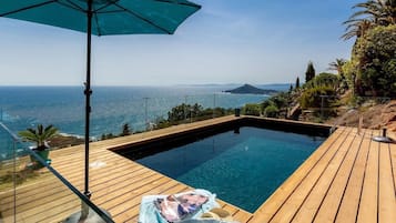 Una piscina climatizada