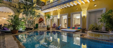 Pool