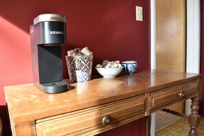 Interior - Wildflower Suites South (Garfield)