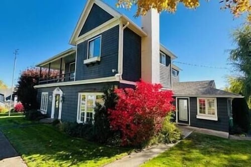 Wildflower Suites North