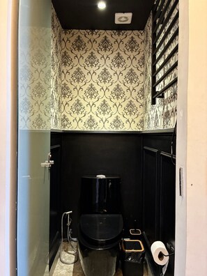 Apartment | Bathroom