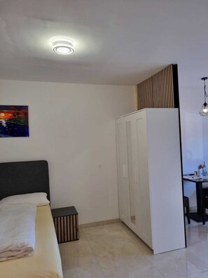 1 chambre, Wi-Fi gratuit, draps fournis