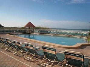 恒温泳池