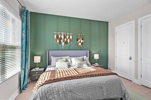 4 habitaciones, tabla de planchar con plancha, cuna de viaje y wifi 