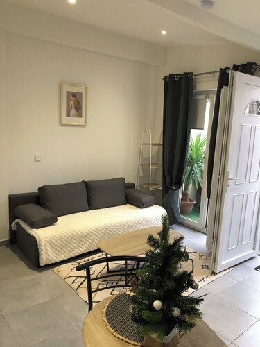 A5 minute de la gare avec toute commodité a proximité