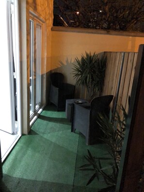 Terrace/patio - A5 minute train station with all amenities nearby (Gagny)