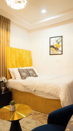 5 chambres, fer et planche à repasser, Wi-Fi gratuit, draps fournis