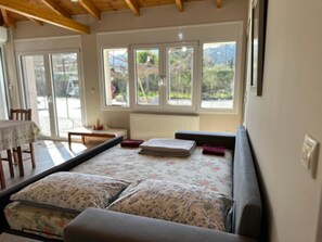 1 bedroom, iron/ironing board, WiFi, bed sheets