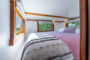 1 quarto, escrivaninha, Wi-Fi de cortesia, roupa de cama