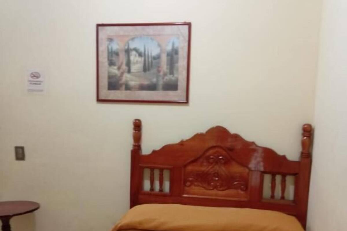 Chambre simple classique, non-fumeur, patio | Accès au Wi-Fi (inclus)