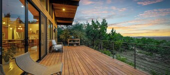 Hill Country Haven Forest Views âą Fire Pit âą Guesthouse