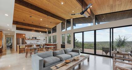 Dripping Springs - Forest Views, Patio & BBQ