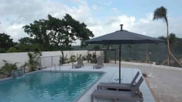 Vila | Piscina | Piscina externa
