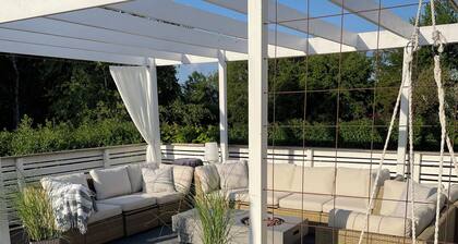 Large modern house by the Göta Canal