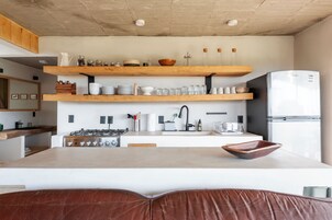 Comfort House, Garden View | Private kitchen | Full-size fridge, microwave, oven, stovetop