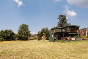 Front of property - Casa Lomita (Valle de Bravo)