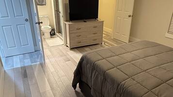 4 habitaciones, tabla de planchar con plancha y wifi gratis