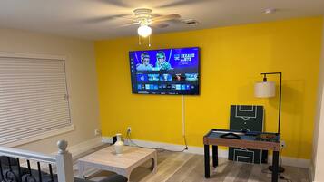 Smart TV, table football