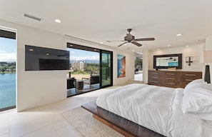 5 bedrooms, desk, free WiFi, bed sheets - Oceanview Estate, Beach Access, 5 BR Retreat | Pali Kai Palace (Lihue)