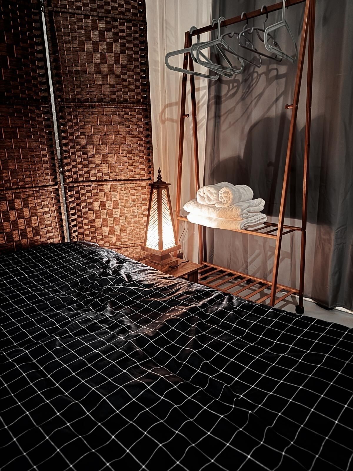 1 bedroom, desk, iron/ironing board, WiFi