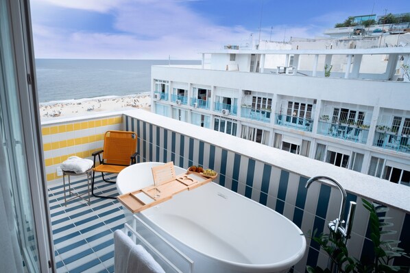 Studio, Smoking | 1 bedroom - Sea View and Balcony With Bathtub PJ Premium (Rio de Janeiro)