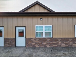 Exterior - Breckenridge Suites (Grove City)
