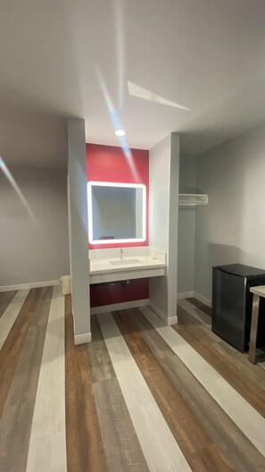 Habitació doble bàsica | Wifi gratuïta i roba de llit 