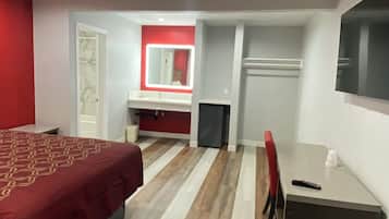 Basic Single Room | Free WiFi, bed sheets