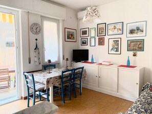 Dining - Paola Cosy Apartment with A/C near best beaches (Monterosso al Mare)