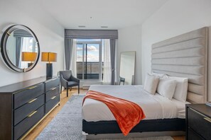 2 chambres, bureau, accès au Wi-Fi (inclus), literie fournie