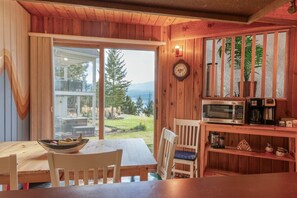 Dining - Hilltop Dome | Lake/Mountain Views | Beach Access (Windermere)