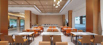 Hawthorn By Wyndham Guangzhou Baiyun Airport