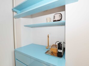 Interior - Georgeous and Warm Living Downtown Rovinj - Classic Twin Room (Rovinj)