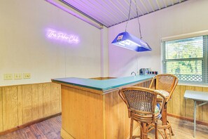 Lobby - Riverfront Fishing: Home in Columbus w/ Grill (Columbus)