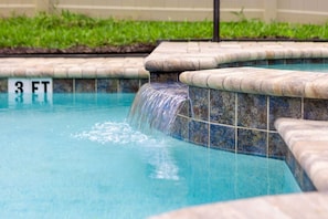Pool - Blessed Family 6br House w/ Pool (Kissimmee)